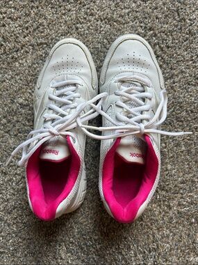 Reebok White Sneakers with Hot Pink Interior